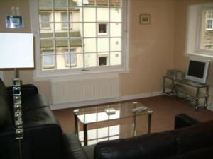 Auld Reekie Apartments Various Locations Edinburgh Eh1 1sx Hotels Bb S